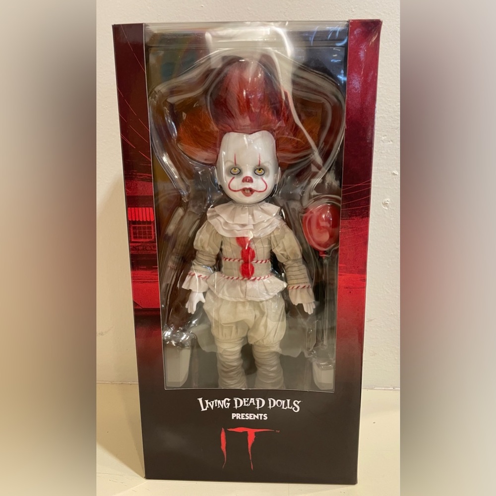 Mezco Toyz Living Dead Dolls LDD Presents IT (2017) Pennywise